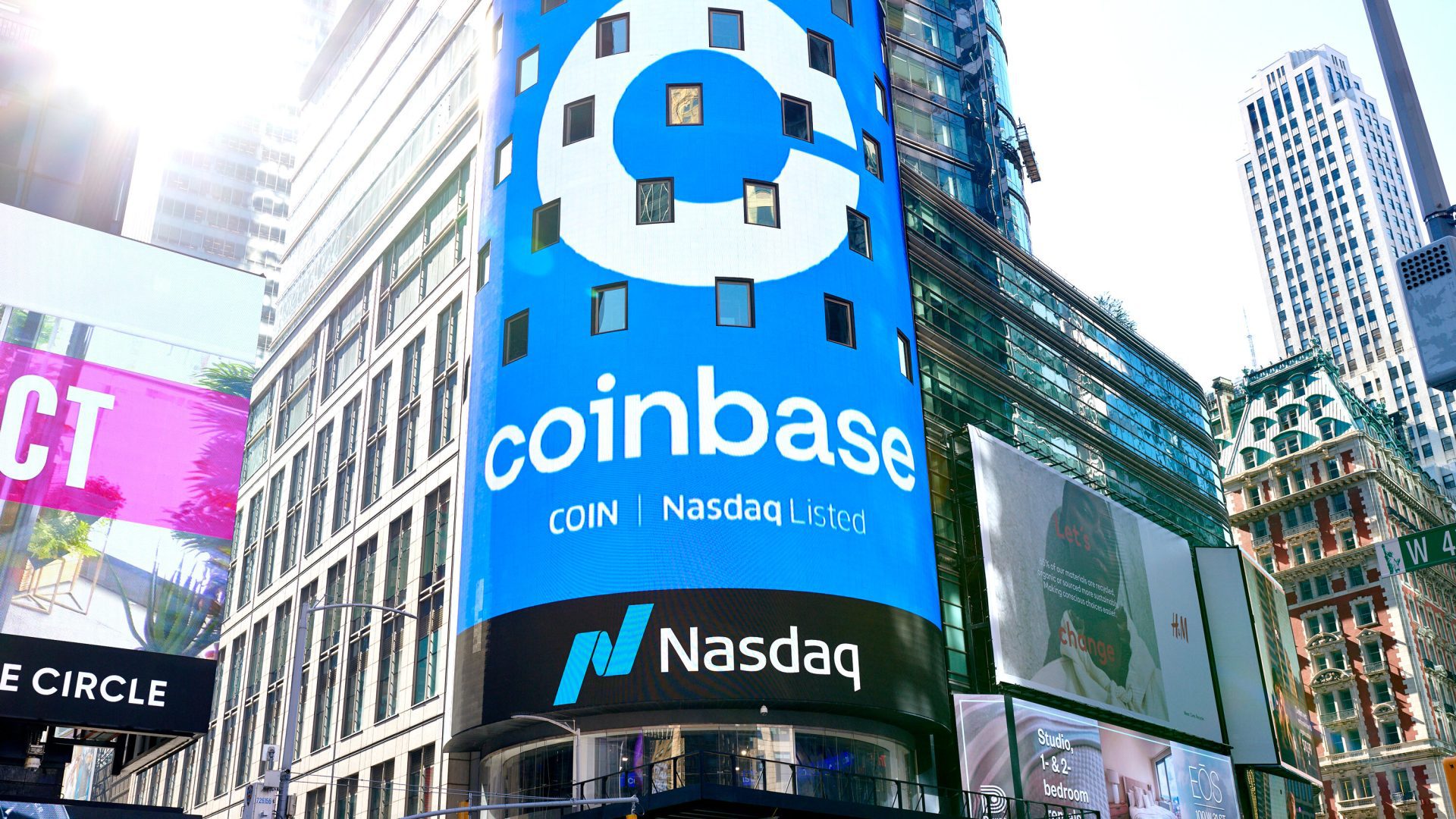 Coinbase Stock Suffers Largest Single-Day Drop in Two Years