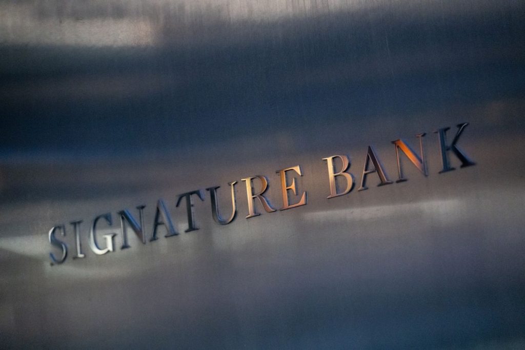 signature-bank