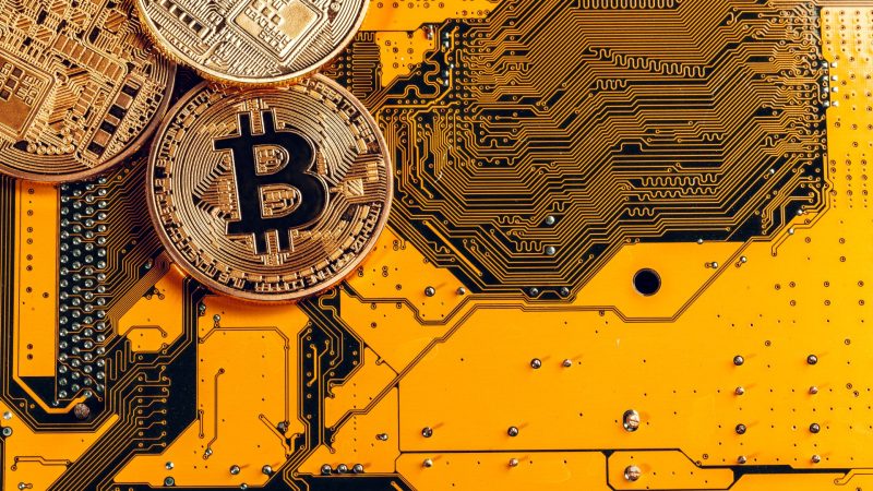 bitcoin-motherboard-mining